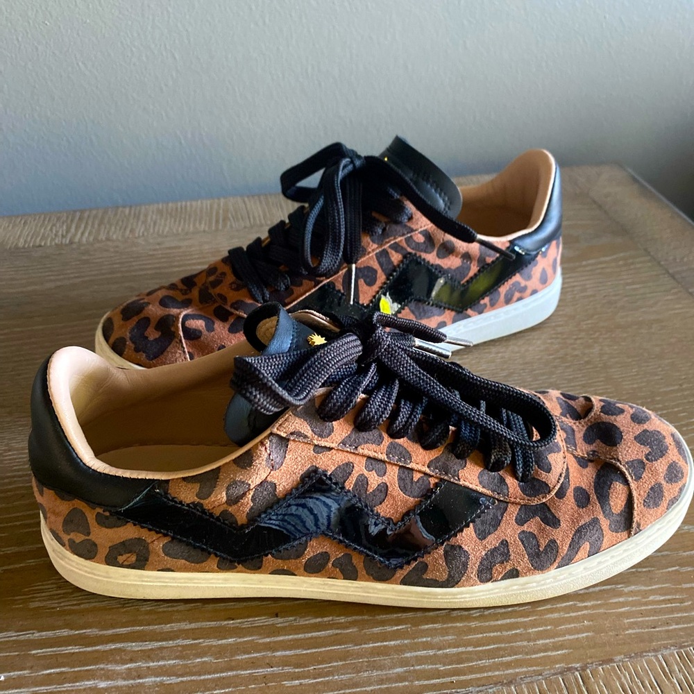 Stuart Weitzman Leopard Daryl Sneakers Size 8 (fits size 8.5) - Picture 1 of 6